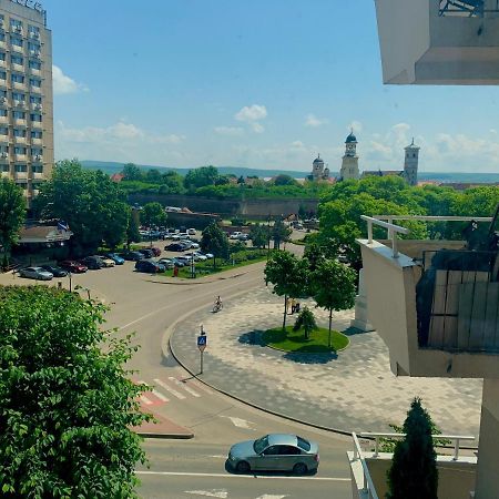Apartament Carolina Parc ألبا يوليا المظهر الخارجي الصورة