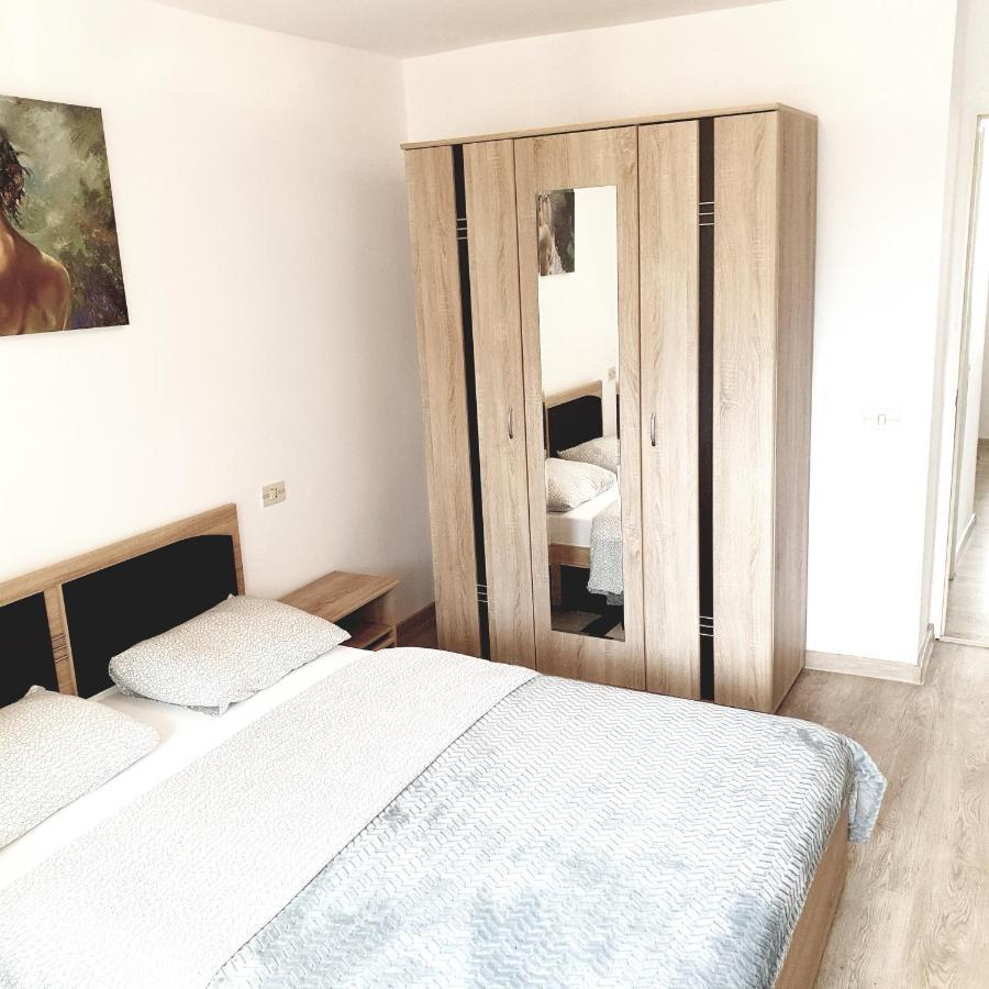 Apartament Carolina Parc ألبا يوليا المظهر الخارجي الصورة