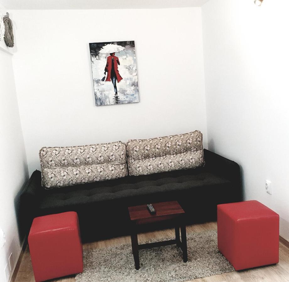 Apartament Carolina Parc ألبا يوليا المظهر الخارجي الصورة