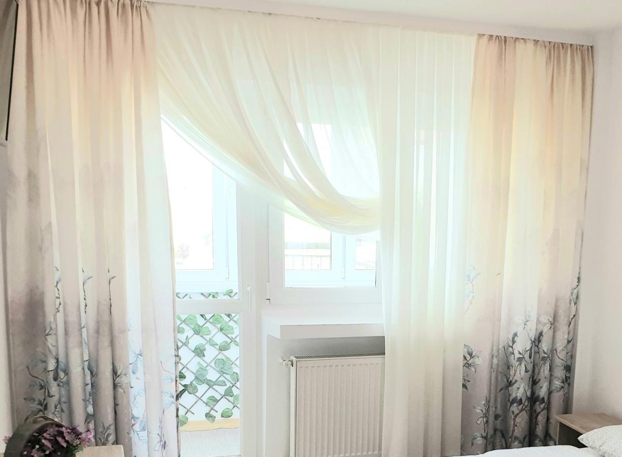 Apartament Carolina Parc ألبا يوليا المظهر الخارجي الصورة