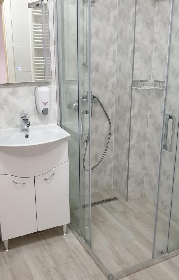 Apartament Carolina Parc ألبا يوليا المظهر الخارجي الصورة