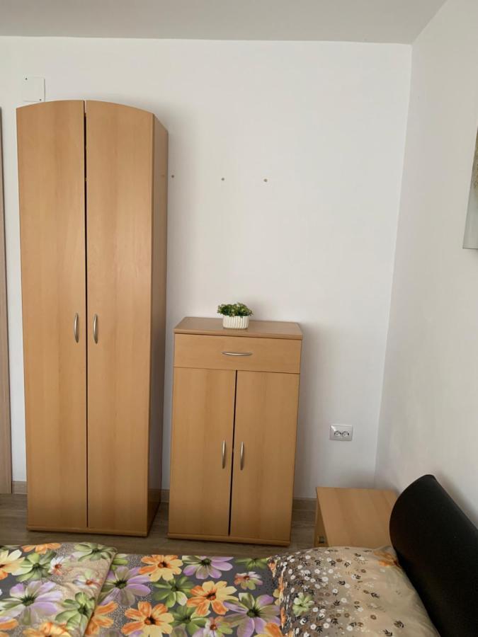 Apartament Carolina Parc ألبا يوليا المظهر الخارجي الصورة